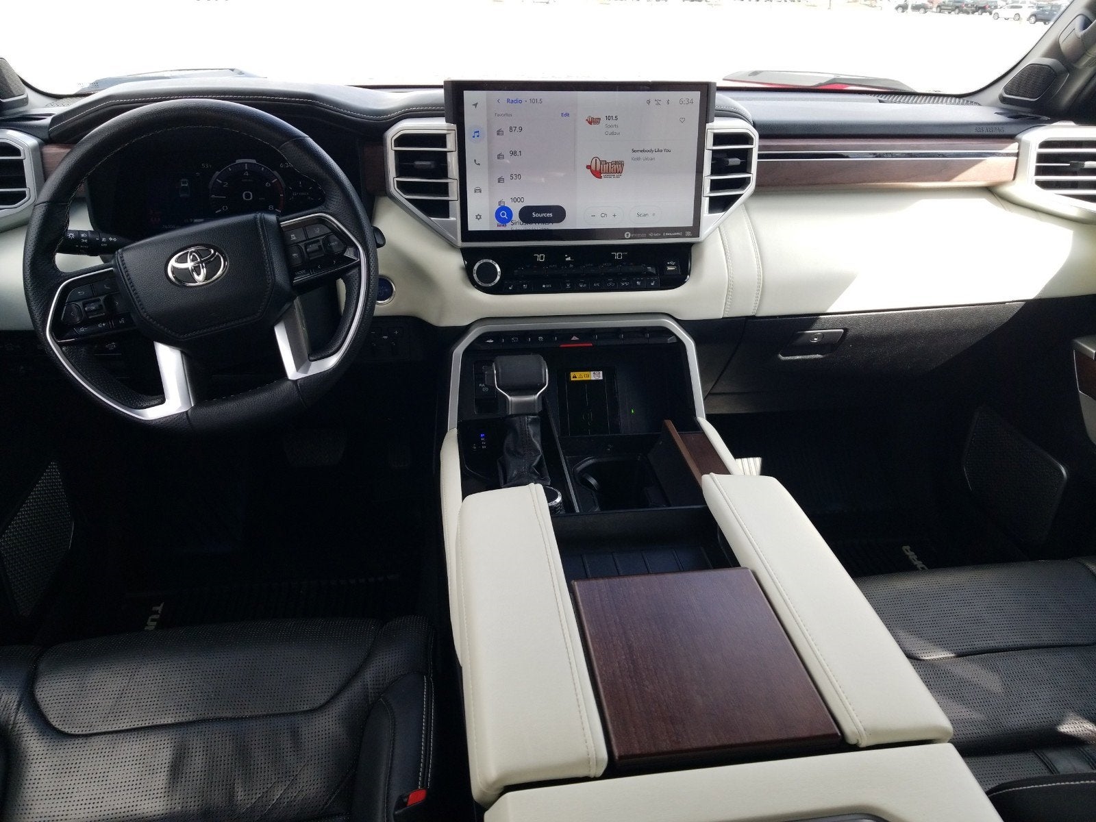 2022 Toyota Tundra 4WD Capstone Hybrid